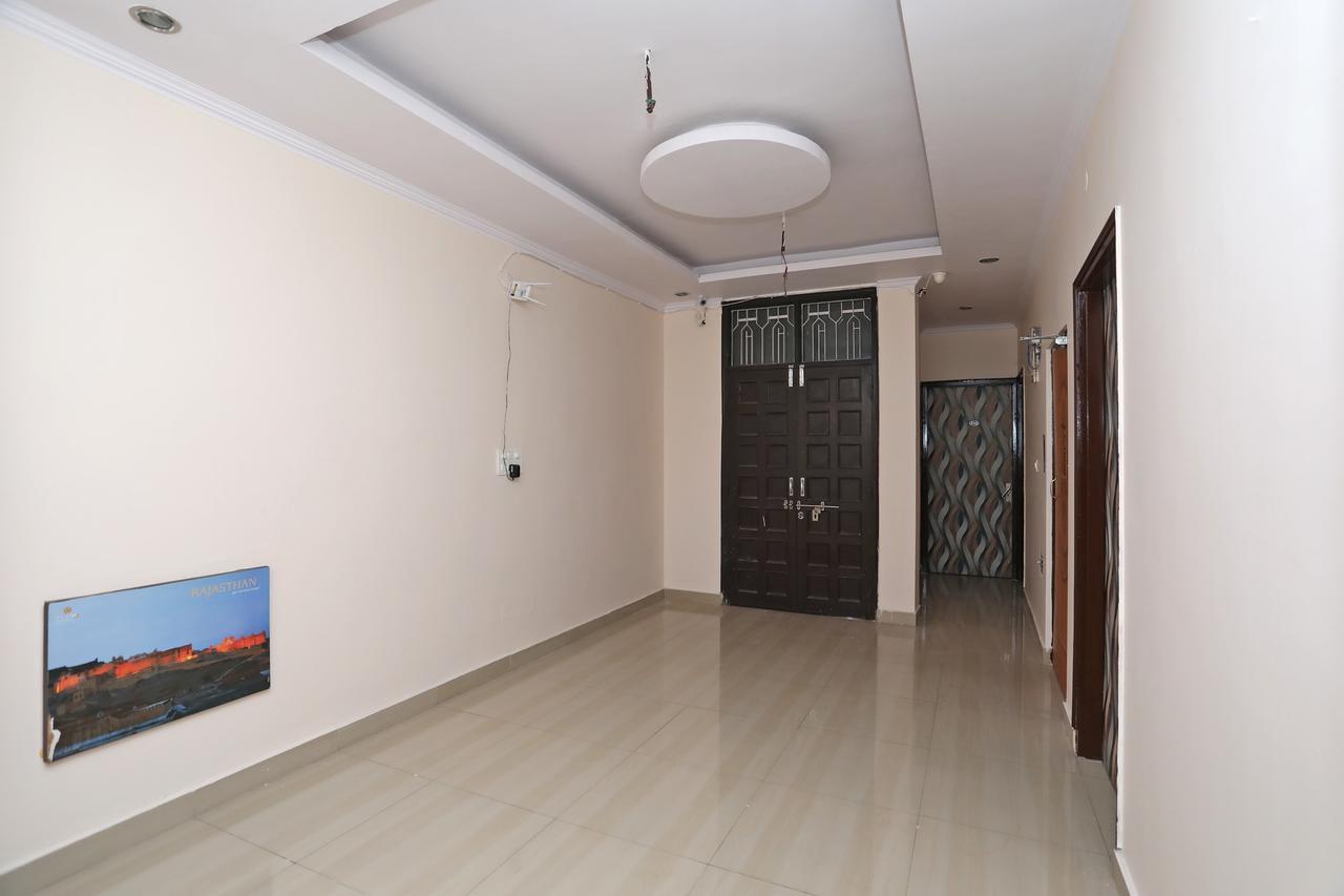OYO 10347 Hotel Deepak Jaipur Buitenkant foto