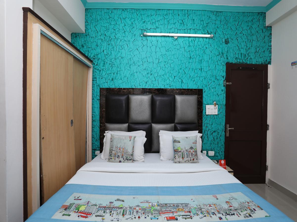 OYO 10347 Hotel Deepak Jaipur Buitenkant foto