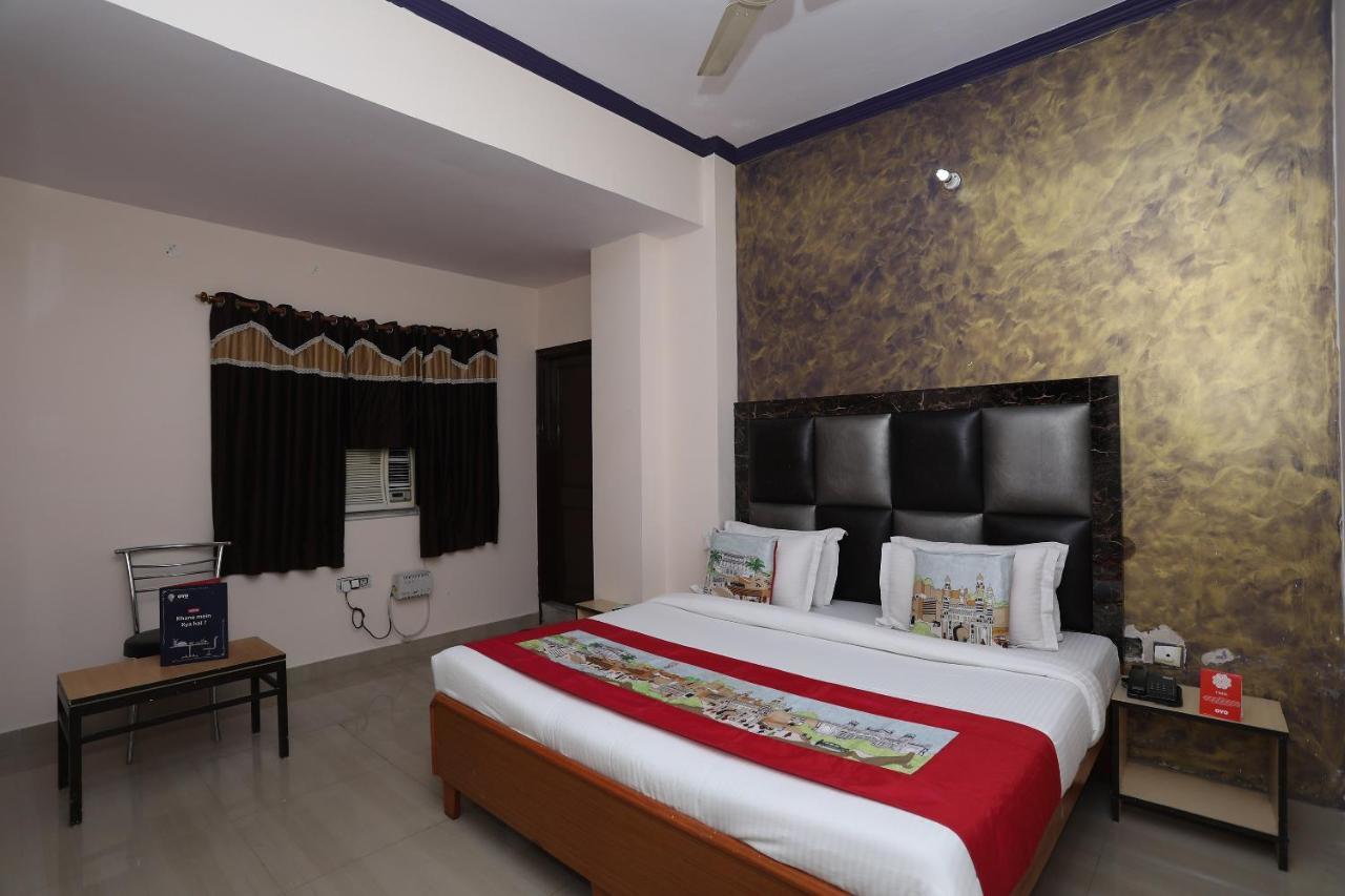 OYO 10347 Hotel Deepak Jaipur Buitenkant foto